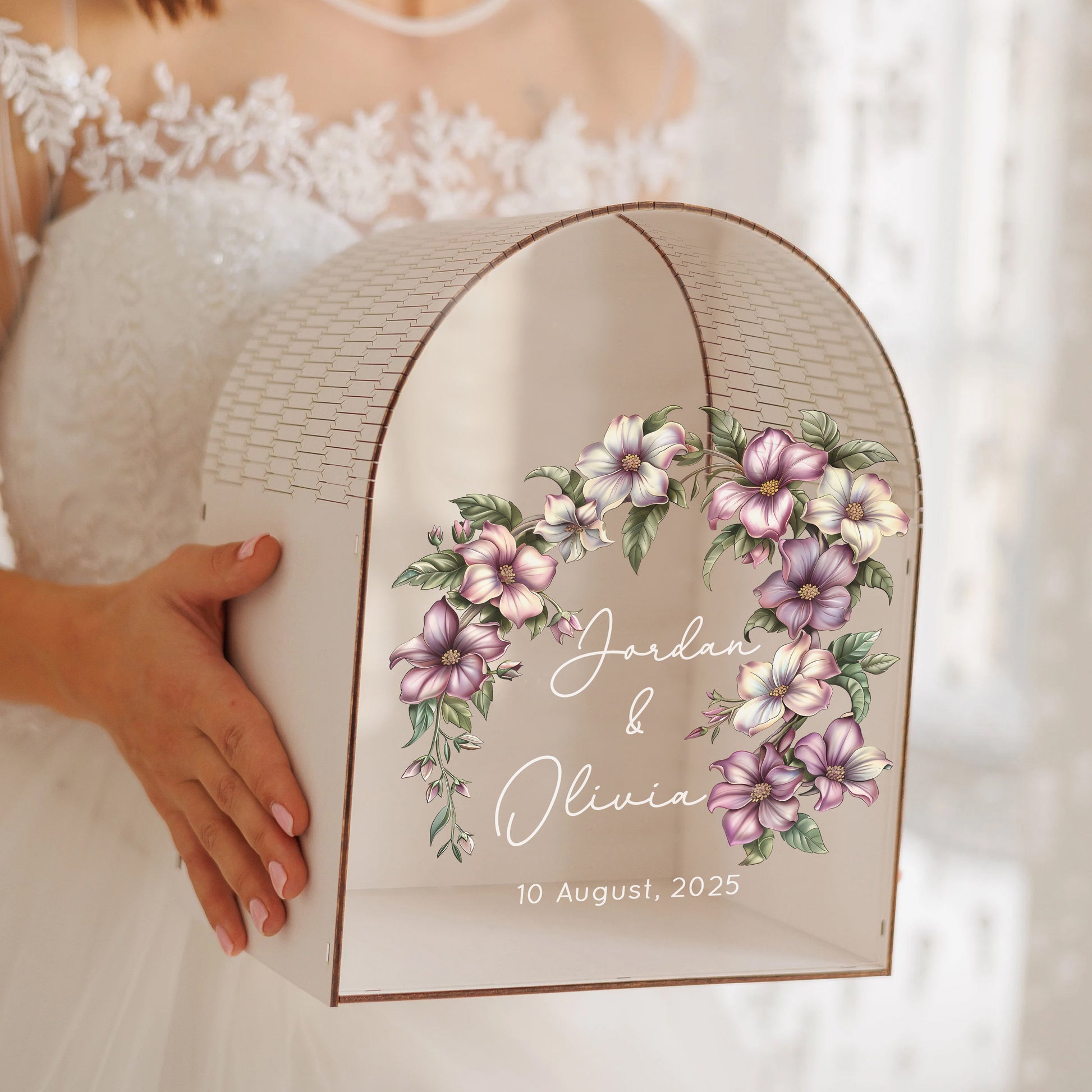 A beautiful centerpiece for your wedding day 💍 Personalized Wedding Card Box